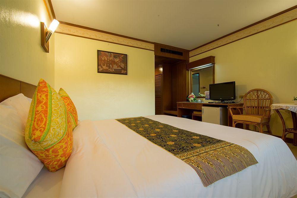 Krabi Royal Hotel Exterior photo